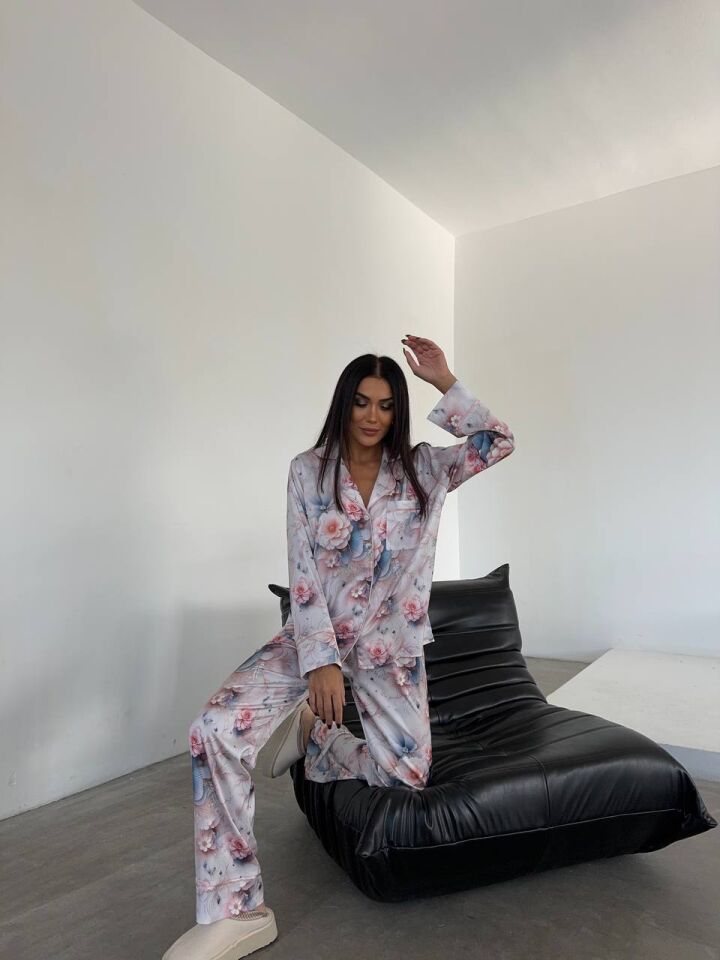 İpek Saten Pijama Pembe Çiçek Desenli