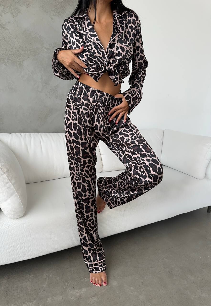 İpek Saten Pijama Leopar
