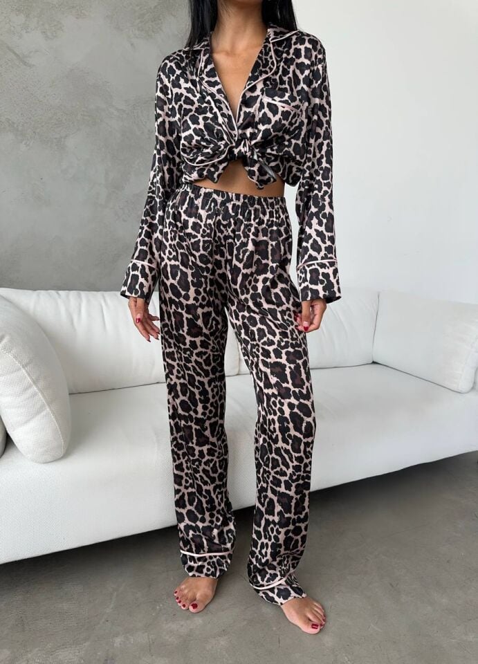 İpek Saten Pijama Leopar