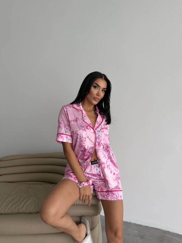 İpek Saten Şortlu Pijama Takımı