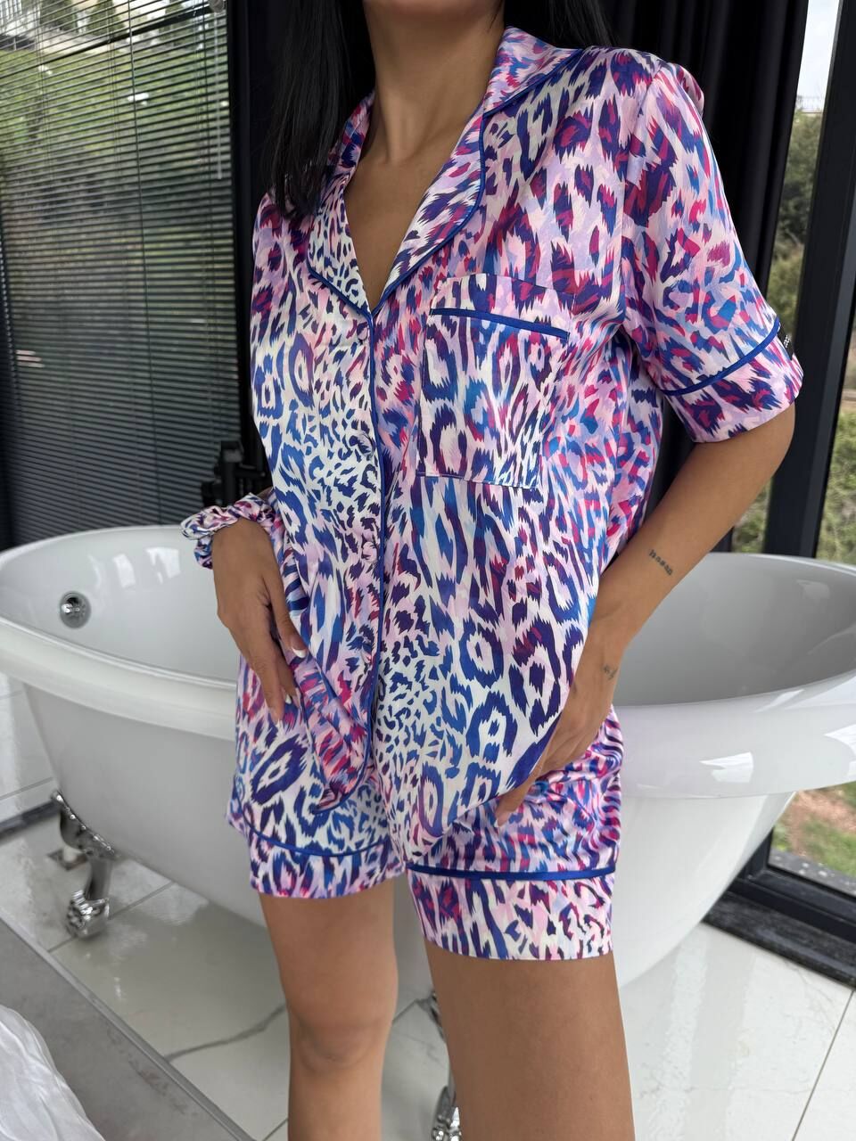 İpek Saten Şortlu Pijama Takımı