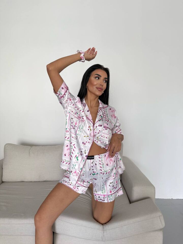 İpek Saten Şortlu Pijama Takımı