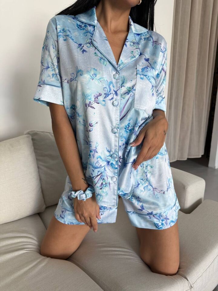 İpek Saten Şortlu Pijama Takımı