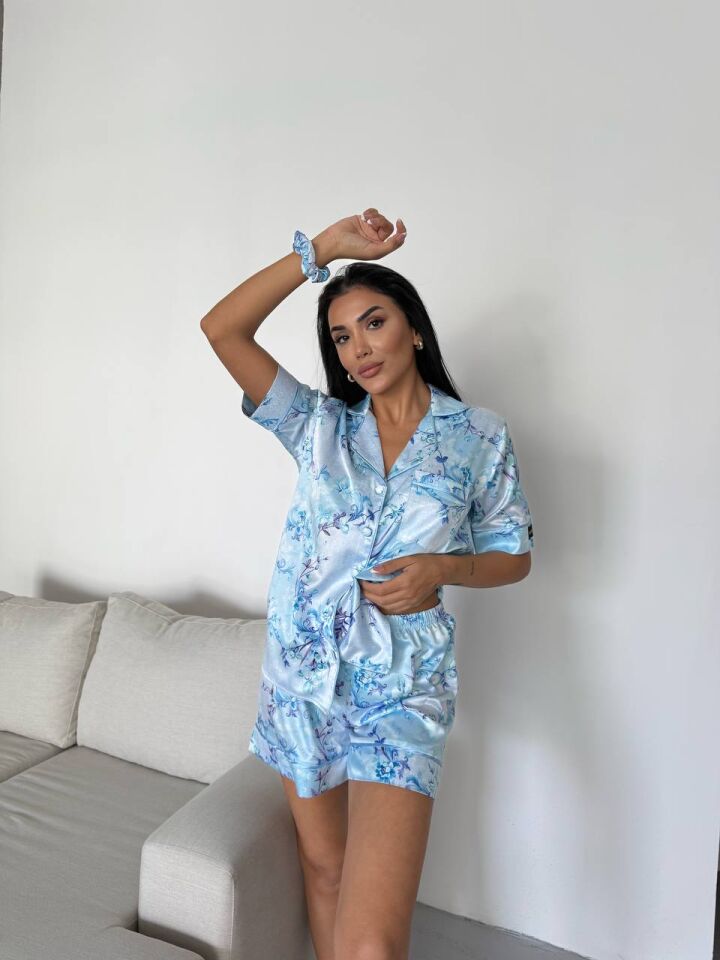 İpek Saten Şortlu Pijama Takımı
