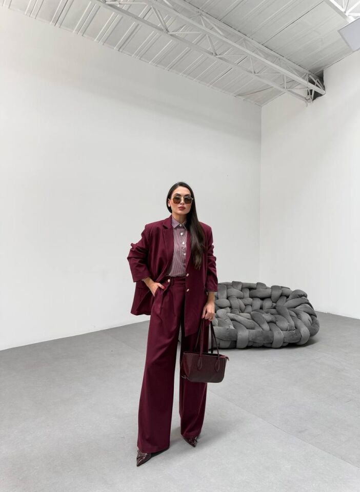 Gold Düğme Detaylı Pileli Pantalon