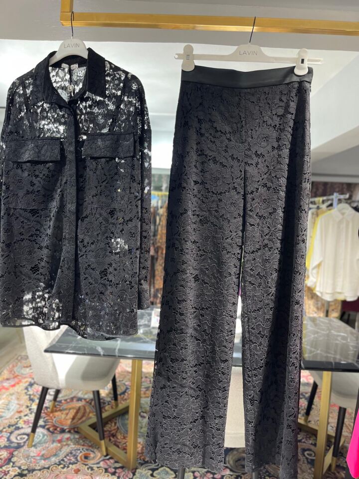 Güpürlü Siyah Pantalon Gömlek