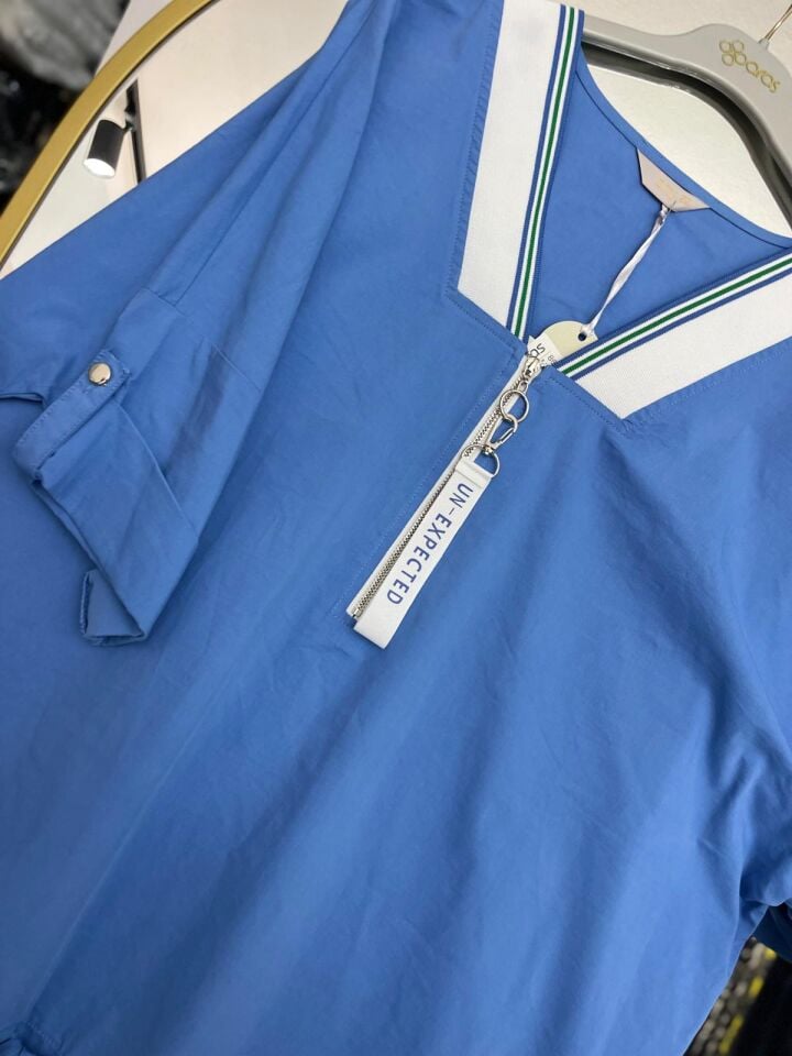 V Yaka Fermuarlı  Beli Büzgülü Bluz